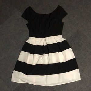 Black and White Dress (Size 9/10)